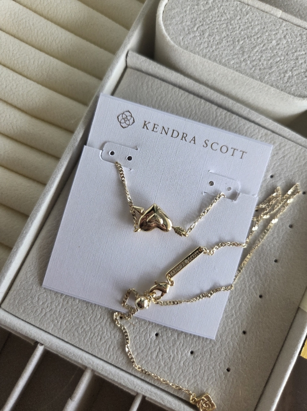 Kendra Scott Gold Ari Heart Pendant Necklace